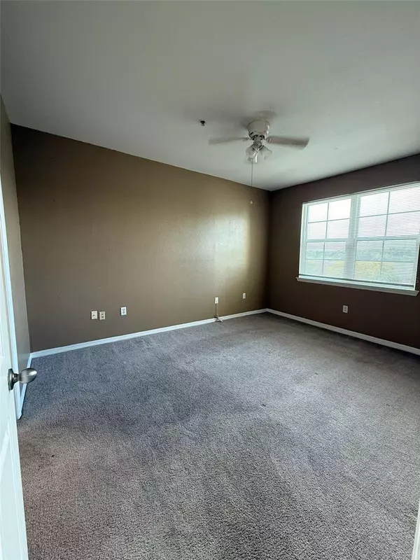 Orlando, FL 32835,3468 SOHO ST #202