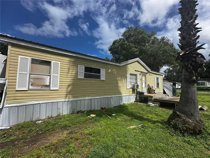 14732 MEREDITH ST, Dade City, FL 33523