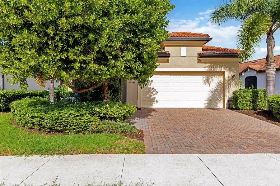 10088 COZY GROVE DR, Venice, FL 34293
