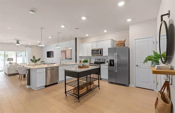 Oviedo, FL 32765,105 VIOLET VINE LN