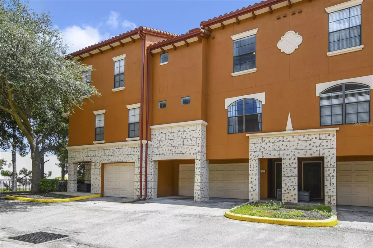 Orlando, FL 32835,6117 METROWEST BLVD #106
