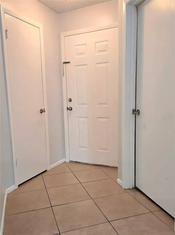 Lake Mary, FL 32746,2604 GRASSY POINT DR #206