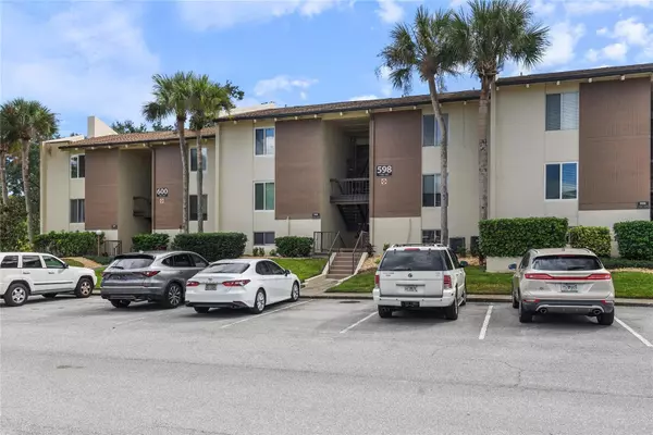 598 ORANGE DR #157, Altamonte Springs, FL 32701