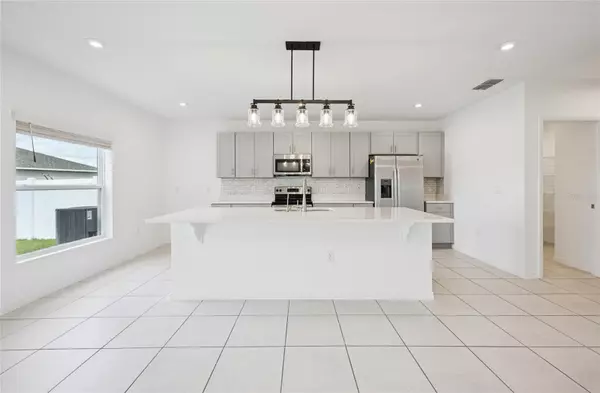 St Cloud, FL 34772,4295 SOUTHERN VISTA LOOP