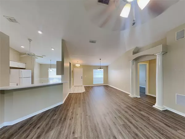 Deltona, FL 32725,289 PINE TRACE DR