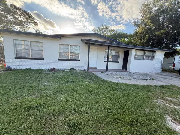 Orlando, FL 32808,1418 QUEENSWAY RD