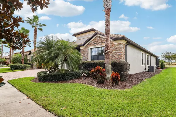 1300 SEA PINES WAY,  Davenport,  FL 33896