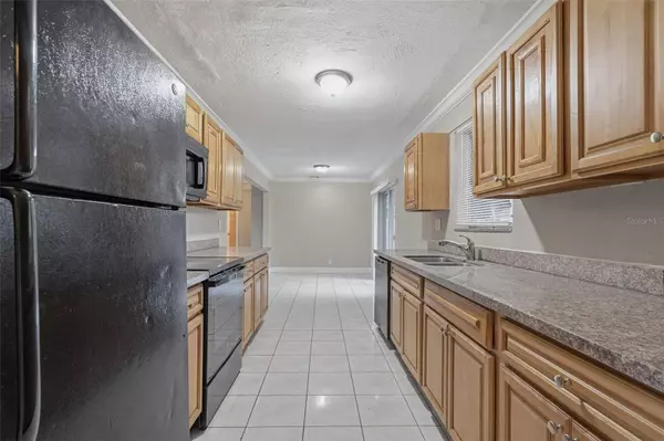 Margate, FL 33068,427 SW 65TH AVE