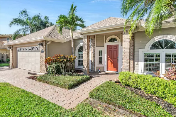 1584 THORNHILL CIR, Oviedo, FL 32765