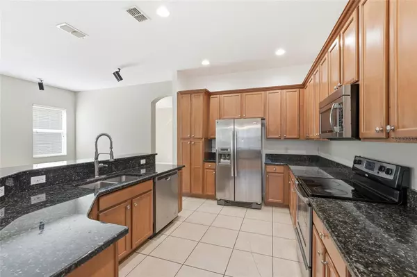 Windermere, FL 34786,6920 HELMSLEY CIR