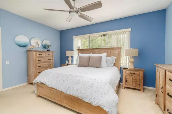 Orlando, FL 32822,5999 LAKE POINTE #609