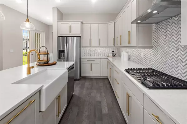 Celebration, FL 34747,1884 SEAWALL WAY