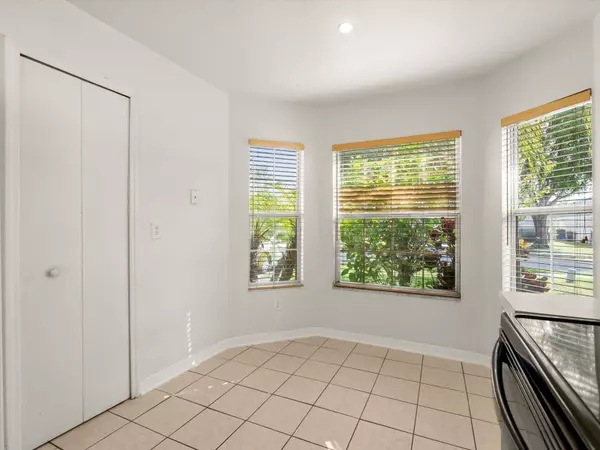 Sanford, FL 32773,122 ROSE HILL TRL