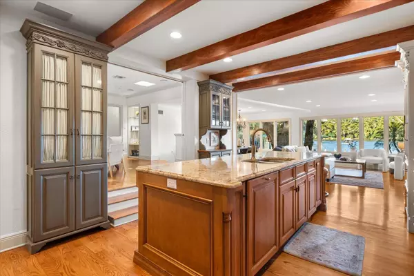 Winter Park, FL 32789,516 HENKEL CIR