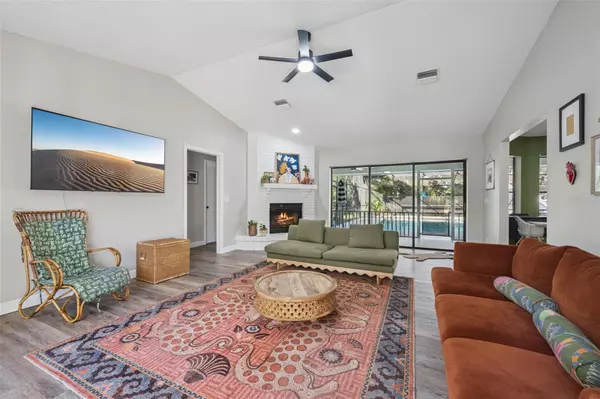 Apopka, FL 32703,240 N LINE DR