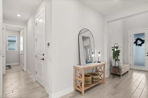 Orlando, FL 32829,6948 ROSY SKY AVE