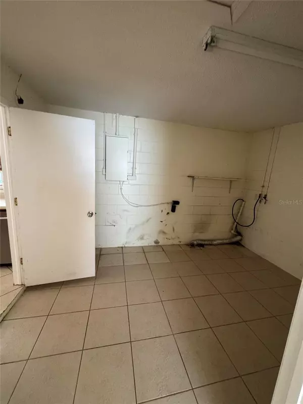 Seminole, FL 33777,10956 92ND ST