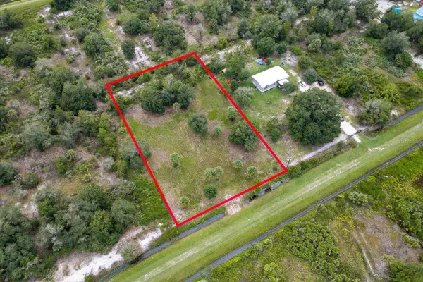 Okeechobee, FL 34972,17128 NW 266TH ST