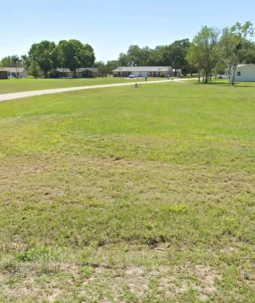 500 DOGWOOD DR, Sebring, FL 33876