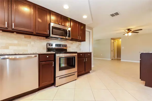 Holiday, FL 34691,3208 PRIMROSE DR