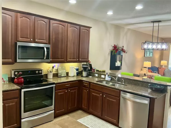 Mount Dora, FL 32757,22035 BELGIAN CT