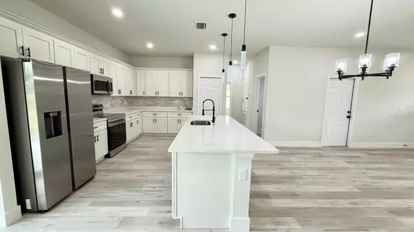 Ocala, FL 34473,15177 SW 28TH AVENUE RD