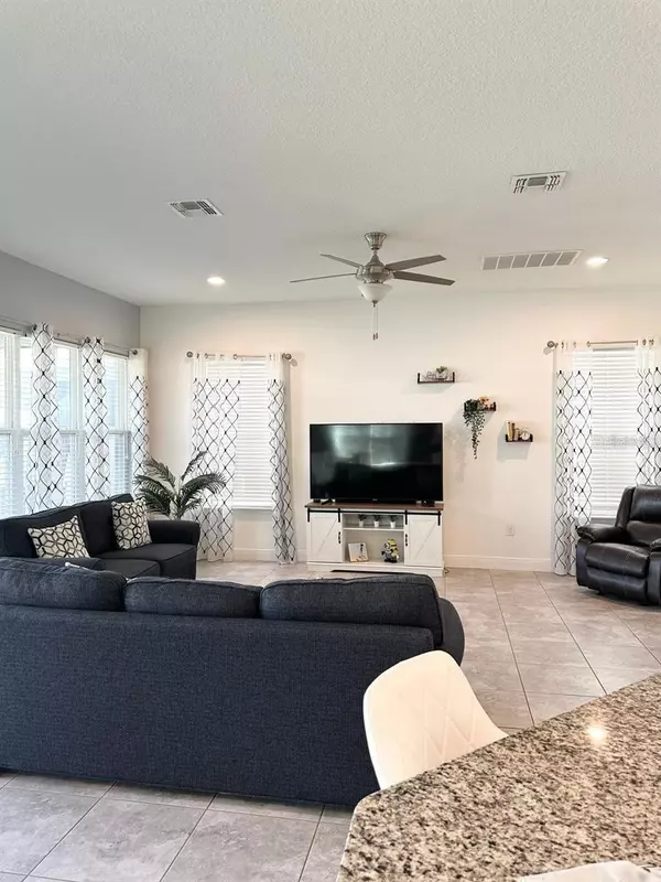 Winter Garden, FL 34787,7266 DESERT MANDARIN ST