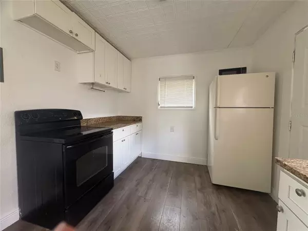 Deland, FL 32724,121 KENSINGTON AVE