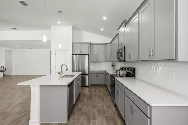 Groveland, FL 34736,1845 PERCH HAMMOCK LOOP