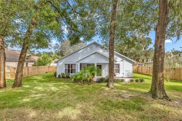 Deland, FL 32724,406 LANDRESS LN