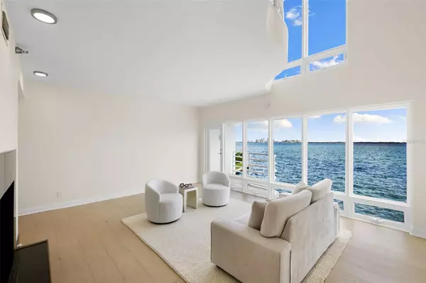 Tampa, FL 33611,4950 BAYSHORE BLVD #23