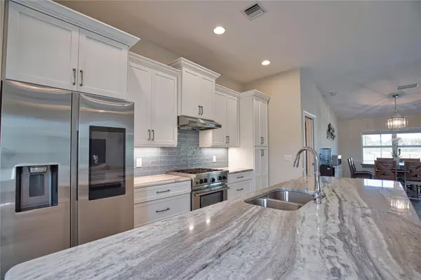 Rotonda West, FL 33947,916 BOUNDARY BLVD