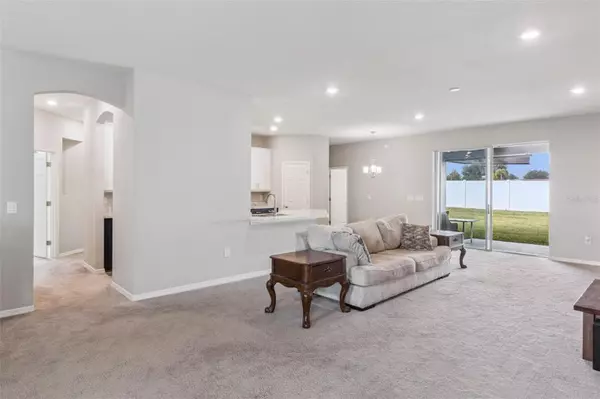 Polk City, FL 33868,1069 MONTGOMERY LN