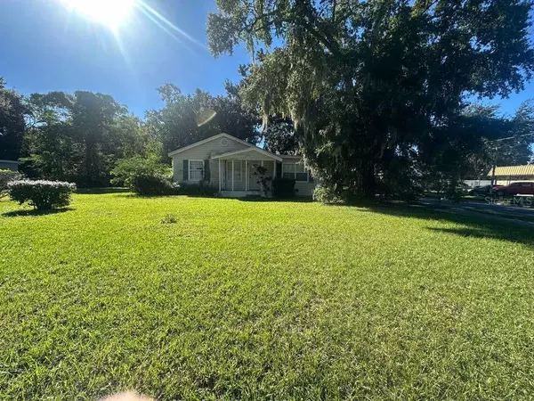 Orlando, FL 32805,944 COLUMBIA ST