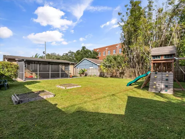 Orlando, FL 32804,804 VASSAR ST