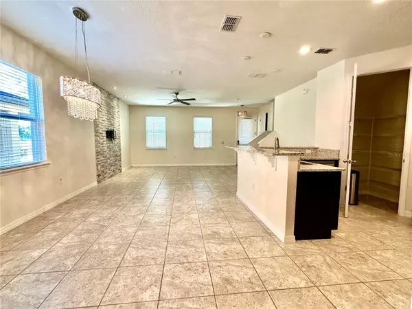 Windermere, FL 34786,13892 SUMMERPORT TRAIL LOOP