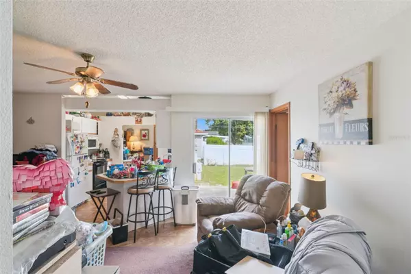 Deltona, FL 32738,685 SPREADING OAK AVE