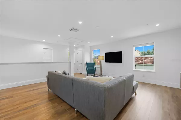 Orlando, FL 32814,Address not disclosed