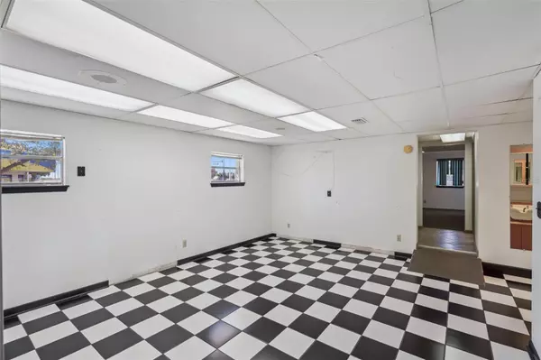 Winter Haven, FL 33880,1610 1ST ST S