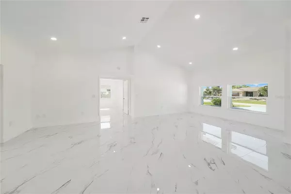 Port Charlotte, FL 33948,4367 ALBACORE CIR