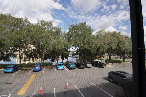 Altamonte Springs, FL 32701,133 OYSTER BAY CIR #200