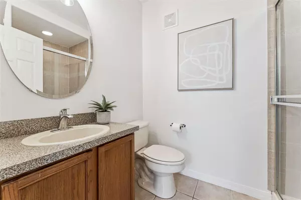 Orlando, FL 32814,4701 ANSON LN