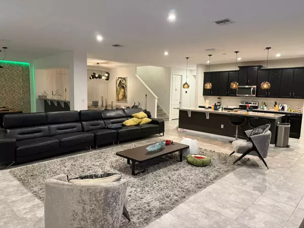 Kissimmee, FL 34747,8929 AMELIA DOWNS TRL