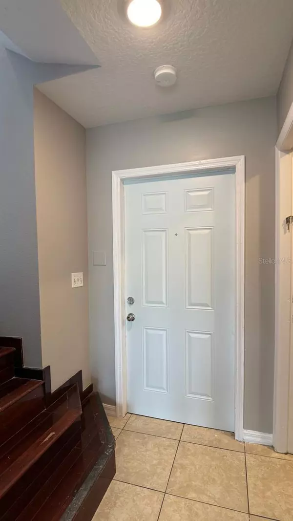 Davenport, FL 33897,211 CARIBBEAN DR