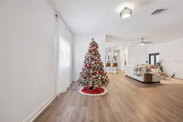 Montverde, FL 34756,17660 COUNTY ROAD 455