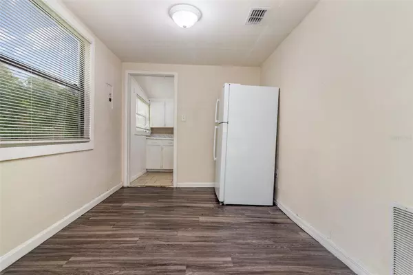 Orlando, FL 32811,5023 COLLEGE DR