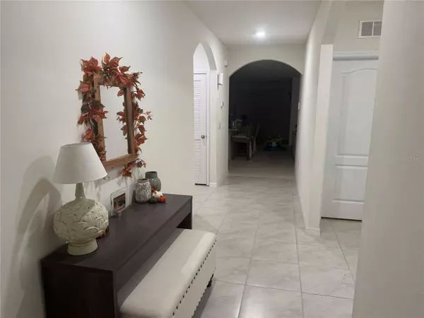 Lake Alfred, FL 33850,324 SOFIA LN