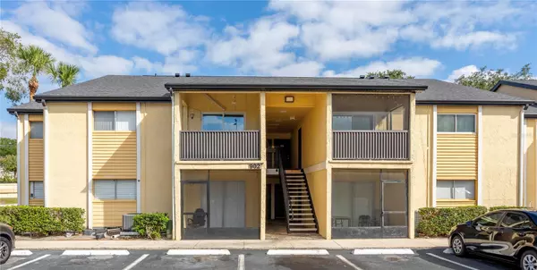 902 LAKE DESTINY RD #C, Altamonte Springs, FL 32714