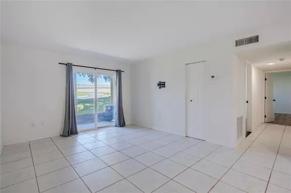 Altamonte Springs, FL 32714,902 LAKE DESTINY RD #C