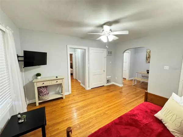 Orlando, FL 32803,607 E HARWOOD ST #607